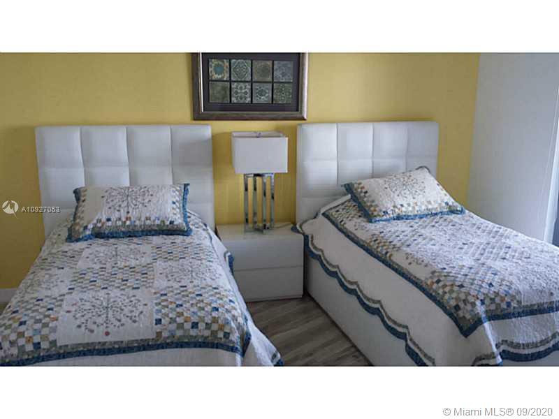 Photo of 3530 MYSTIC POINTE DR #2008, Aventura, Florida, 33180 - Bath/Spa Master