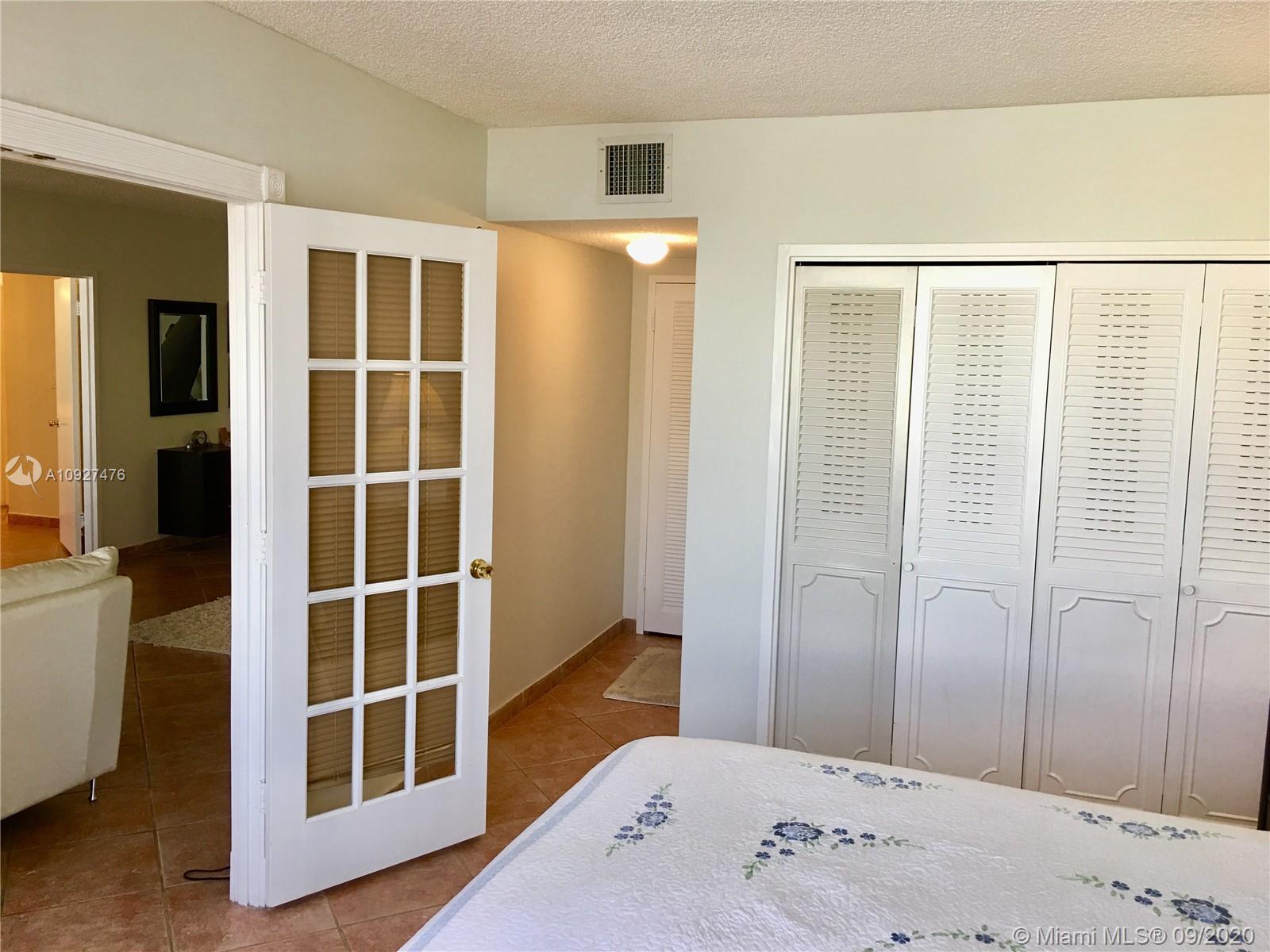 Photo of 3725 Ocean Dr #1419, Hollywood, Florida, 33019 -