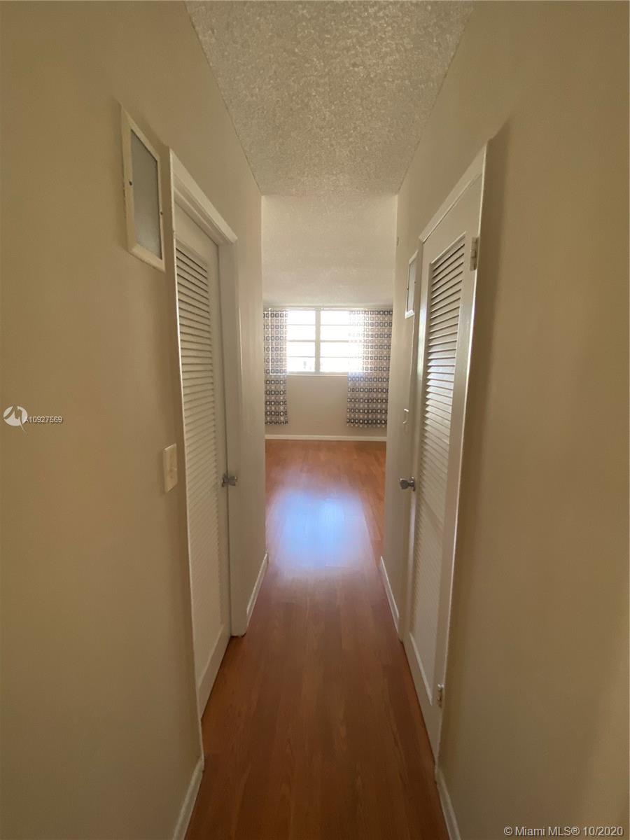 Photo of 19390 Collins Ave #1406, Sunny Isles Beach, Florida, 33160 -