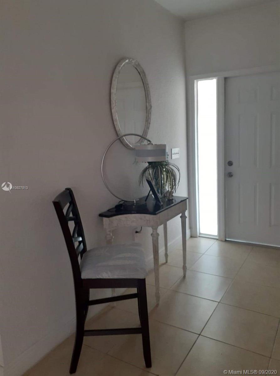 Ver detalles 3 / 2 1240 sq. ft. $ 2020-09-15 0 foto