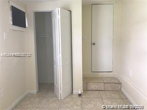 See details / 1172 sq. ft. $ 2020-10-01 0 Photo