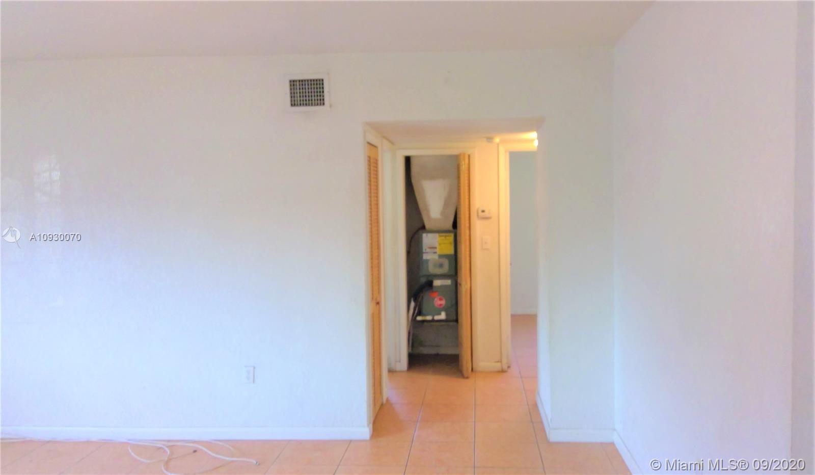 See details / 2010 sq. ft. $ 2020-09-20 0 Photo