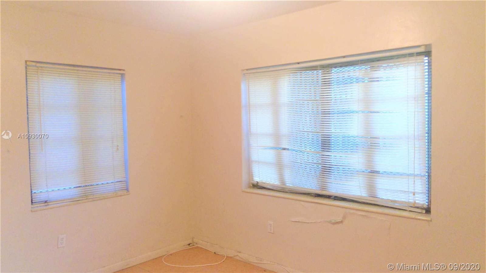 See details / 2010 sq. ft. $ 2020-09-20 0 Photo