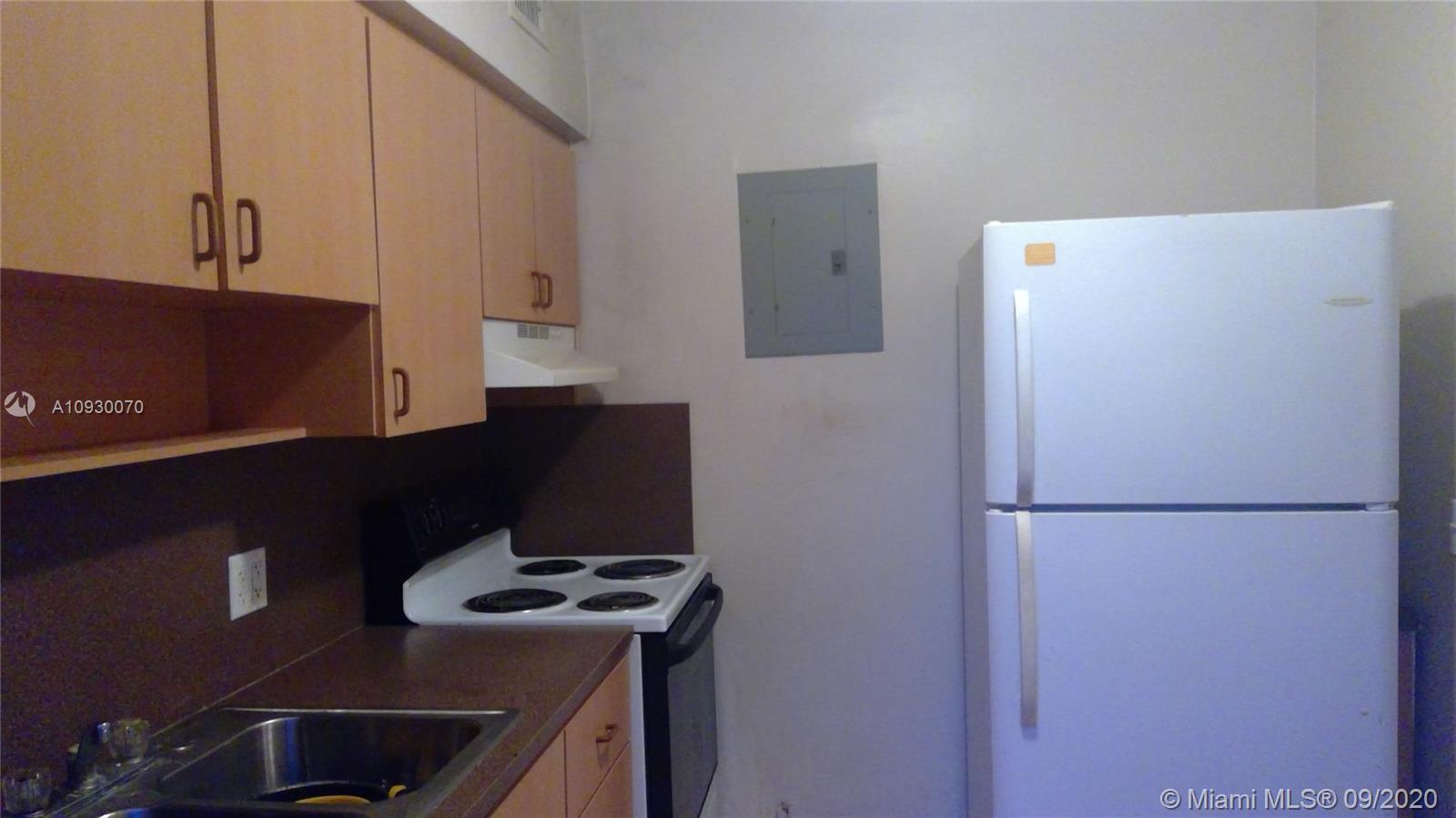 See details / 2010 sq. ft. $ 2020-09-20 0 Photo