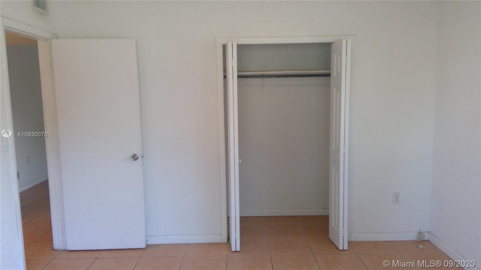 See details / 2010 sq. ft. $ 2020-09-20 0 Photo