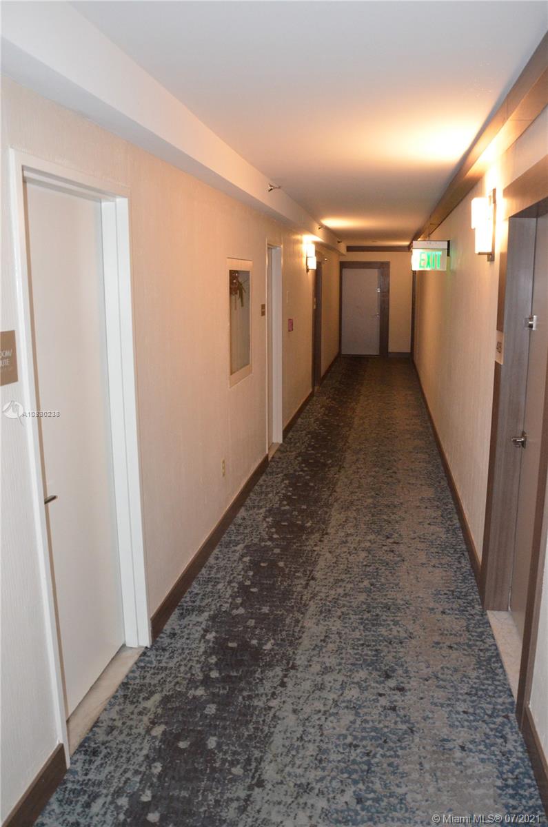 Photo of 3731 Country Club Dr #422, Aventura, Florida, 33180 -