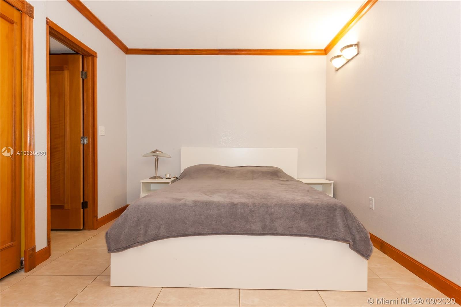 Photo of 3725 Ocean Dr #1107, Hollywood, Florida, 33019 -