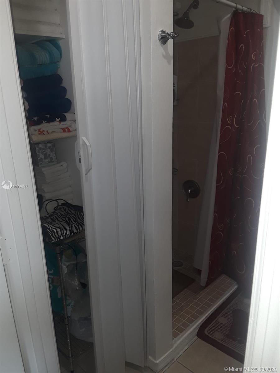 See details / 2871 sq. ft. $ 2020-12-02 0 Photo