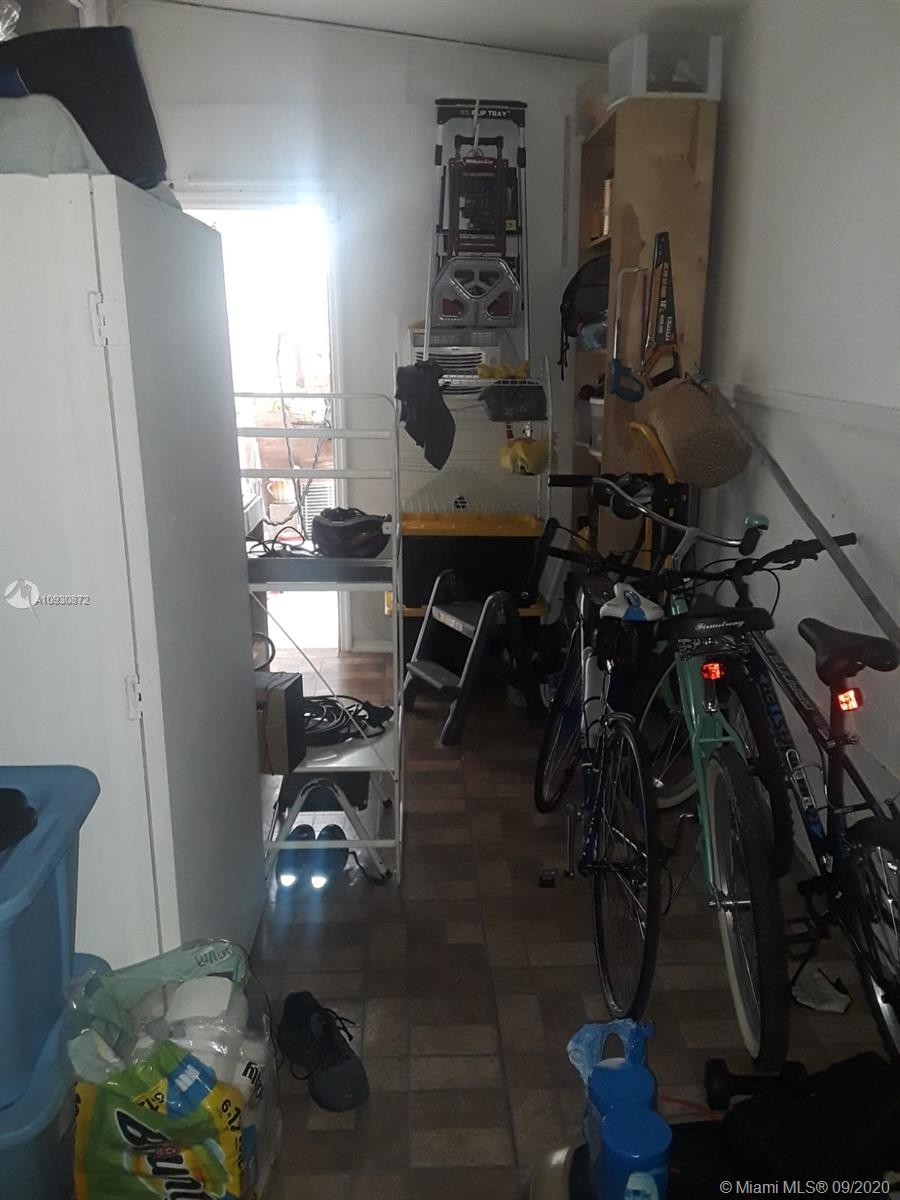See details / 2871 sq. ft. $ 2020-12-02 0 Photo