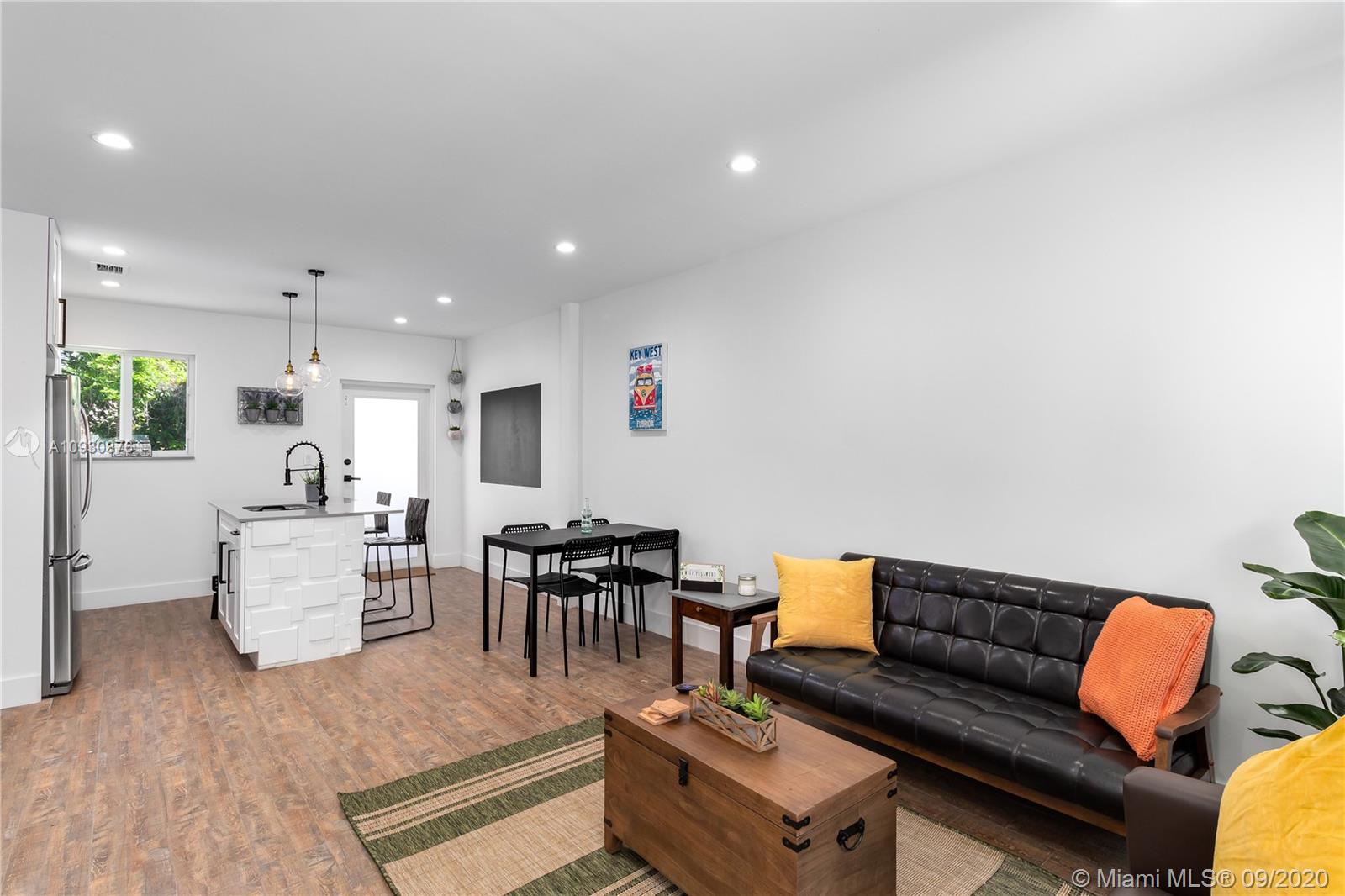 See details / 1594 sq. ft. $ 2020-09-22 0 Photo