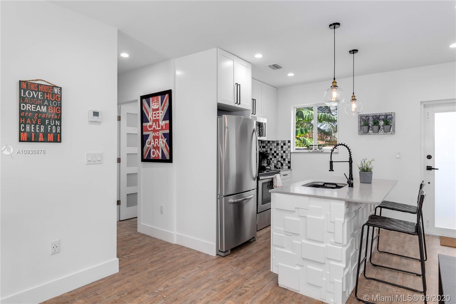 See details / 1594 sq. ft. $ 2020-09-22 0 Photo