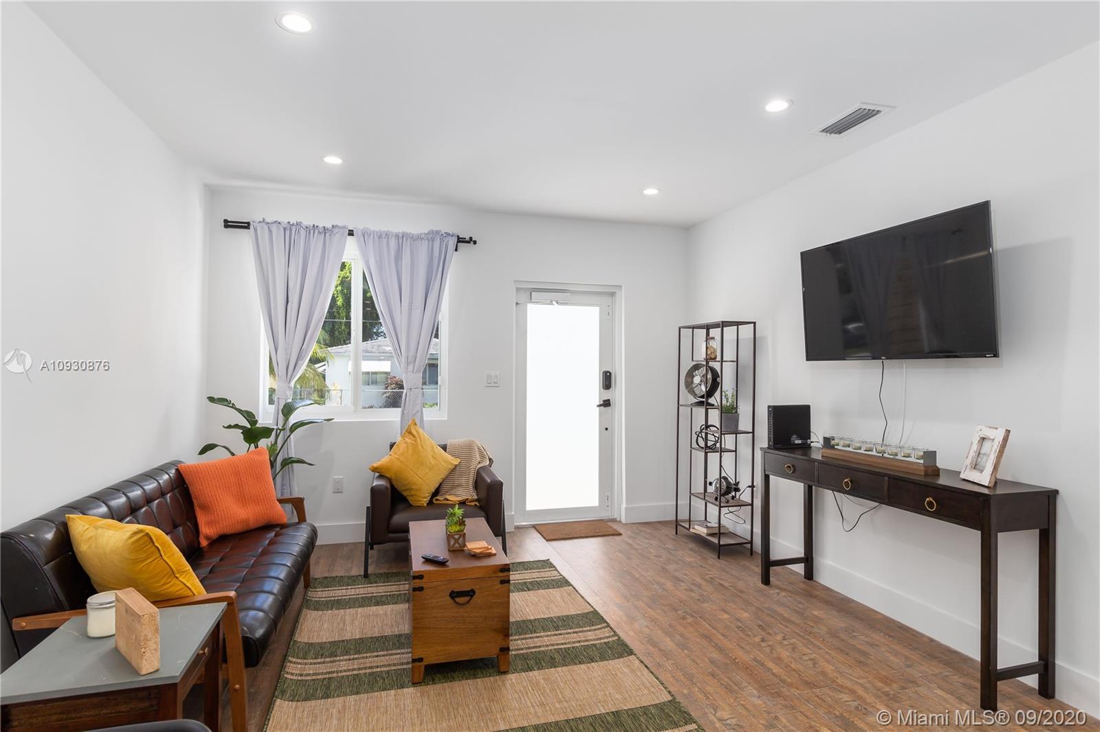 See details / 1594 sq. ft. $ 2020-09-22 0 Photo