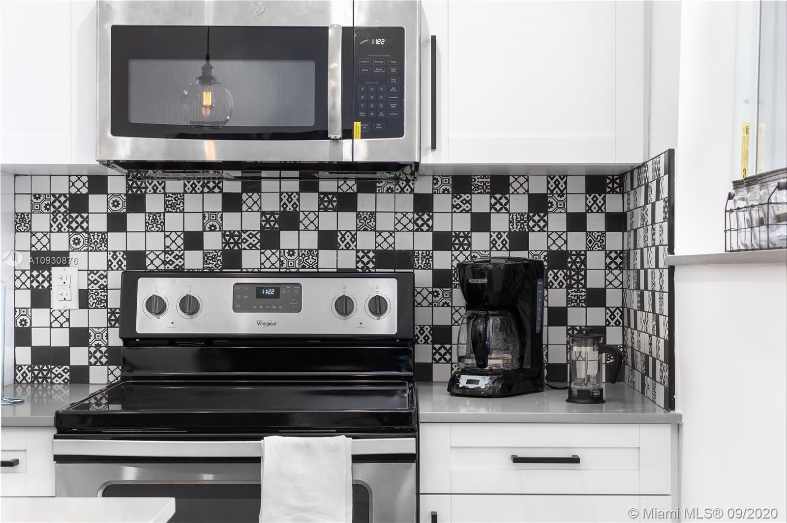 See details / 1594 sq. ft. $ 2020-09-22 0 Photo