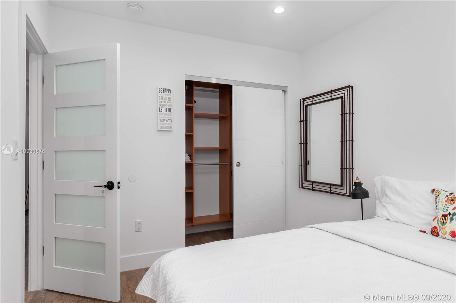 See details / 1594 sq. ft. $ 2020-09-22 0 Photo