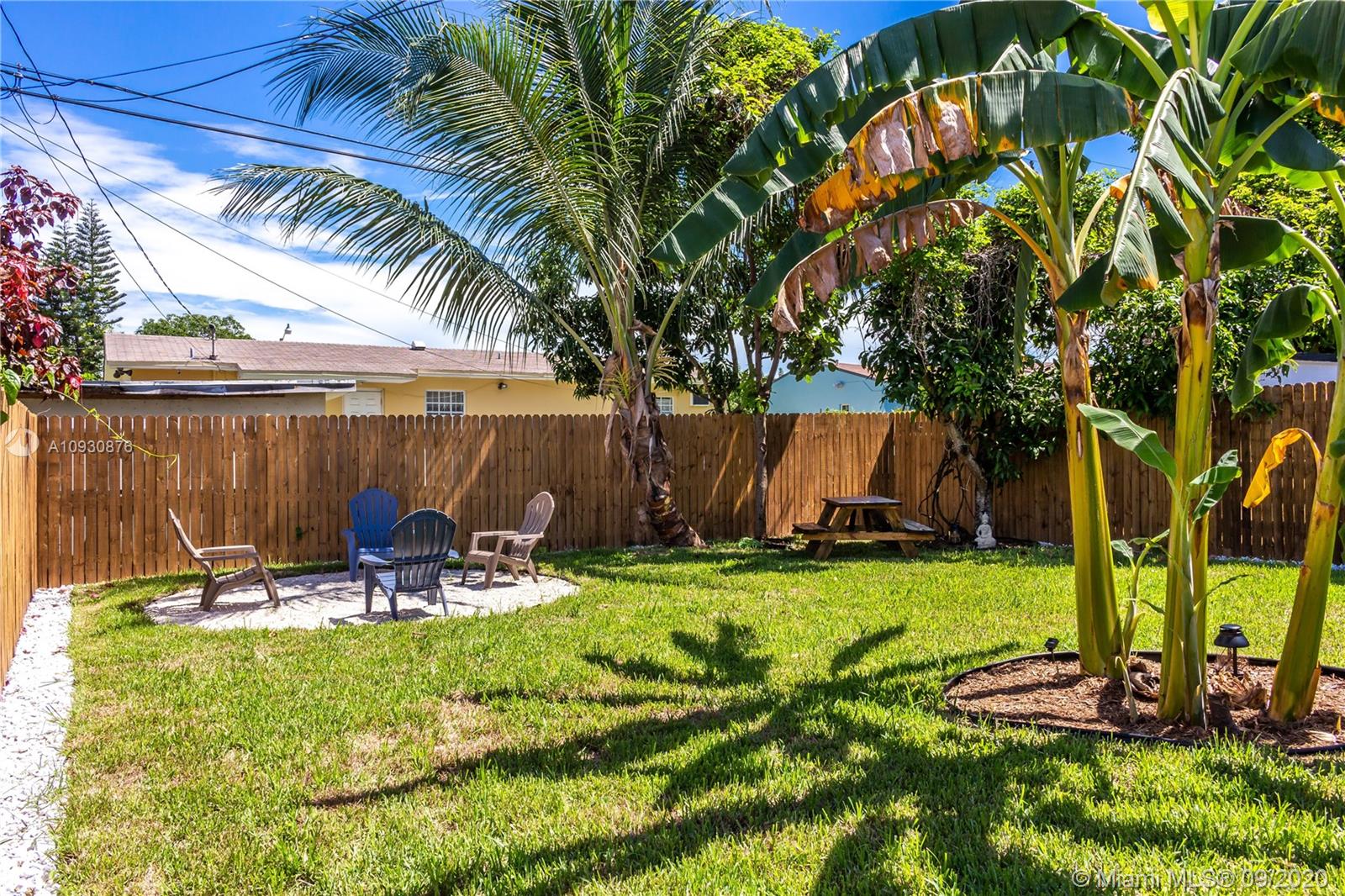 See details / 1594 sq. ft. $ 2020-09-22 0 Photo