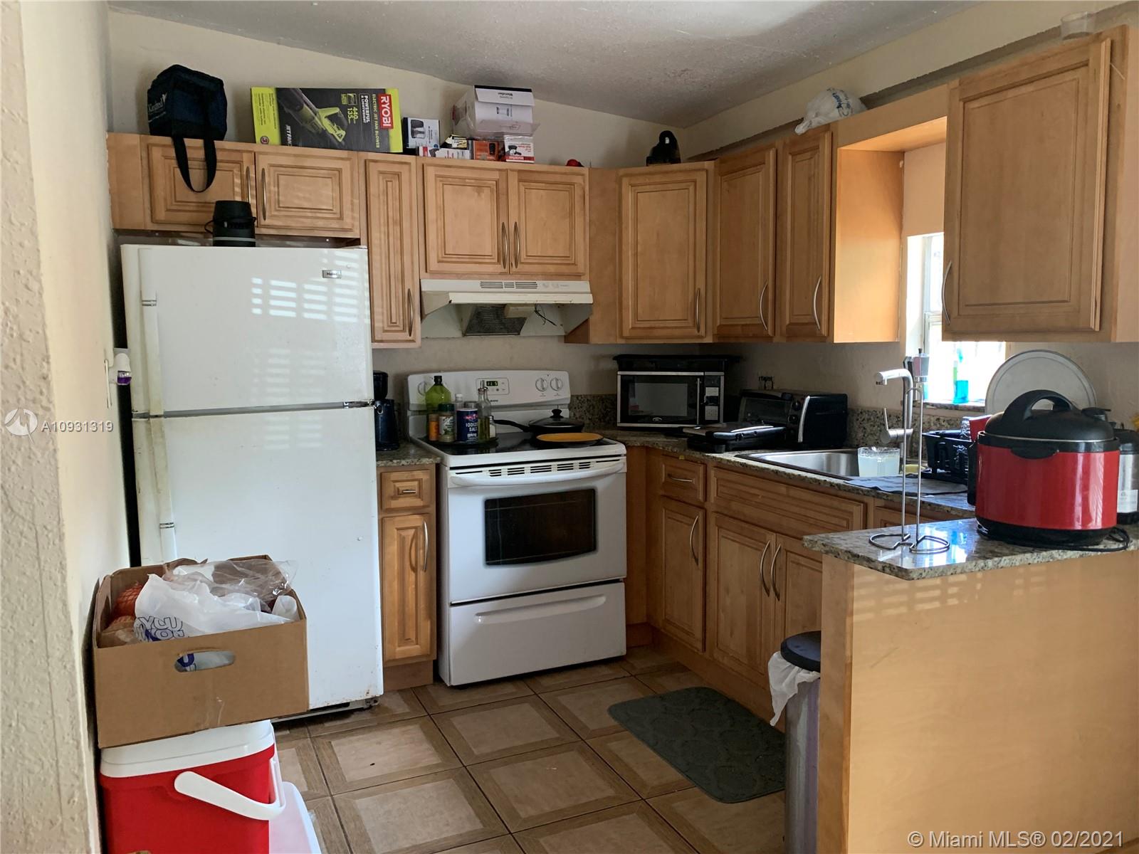 See details / 1894 sq. ft. $ 2020-12-27 0 Photo