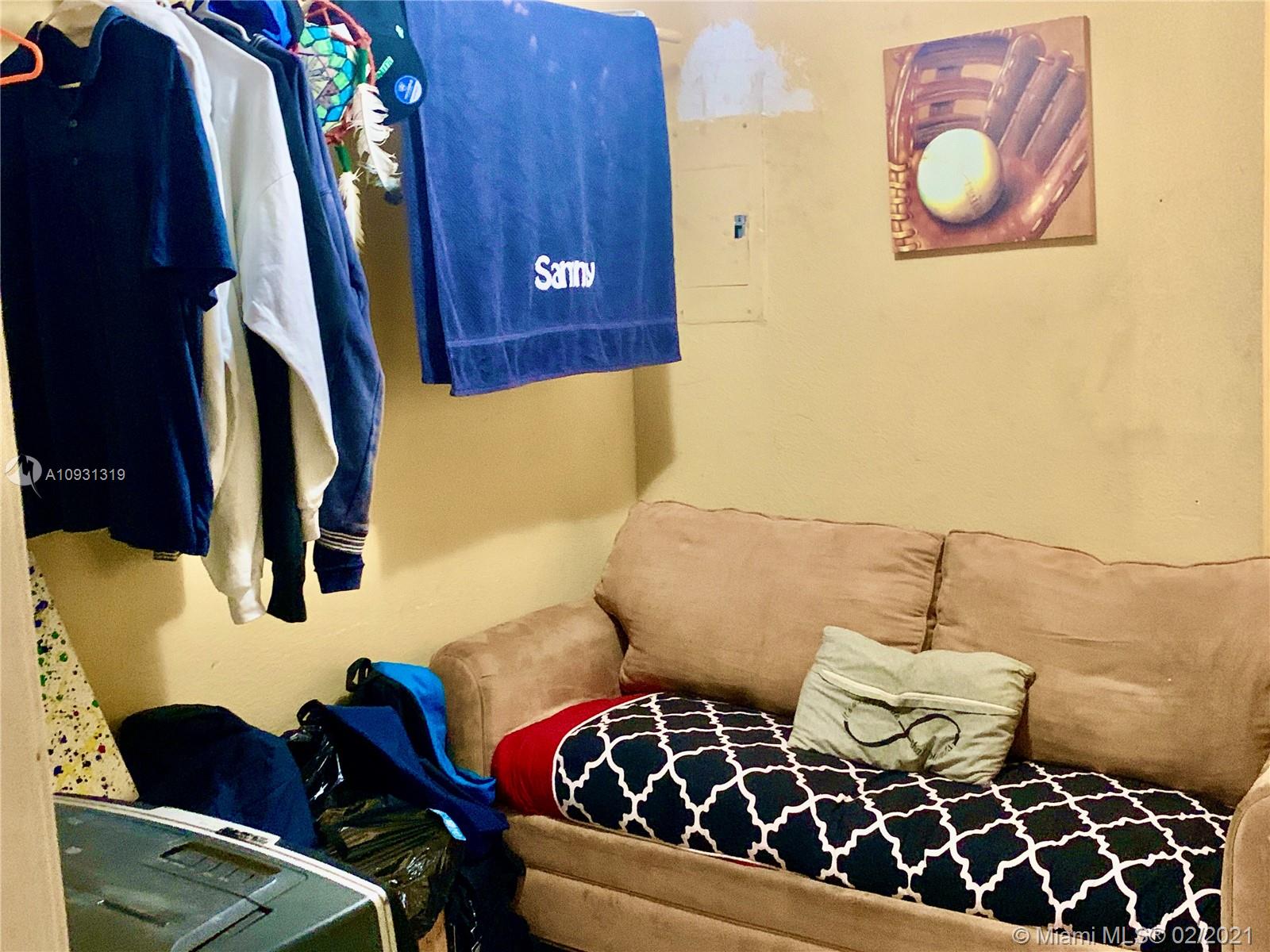 See details / 1894 sq. ft. $ 2020-12-27 0 Photo