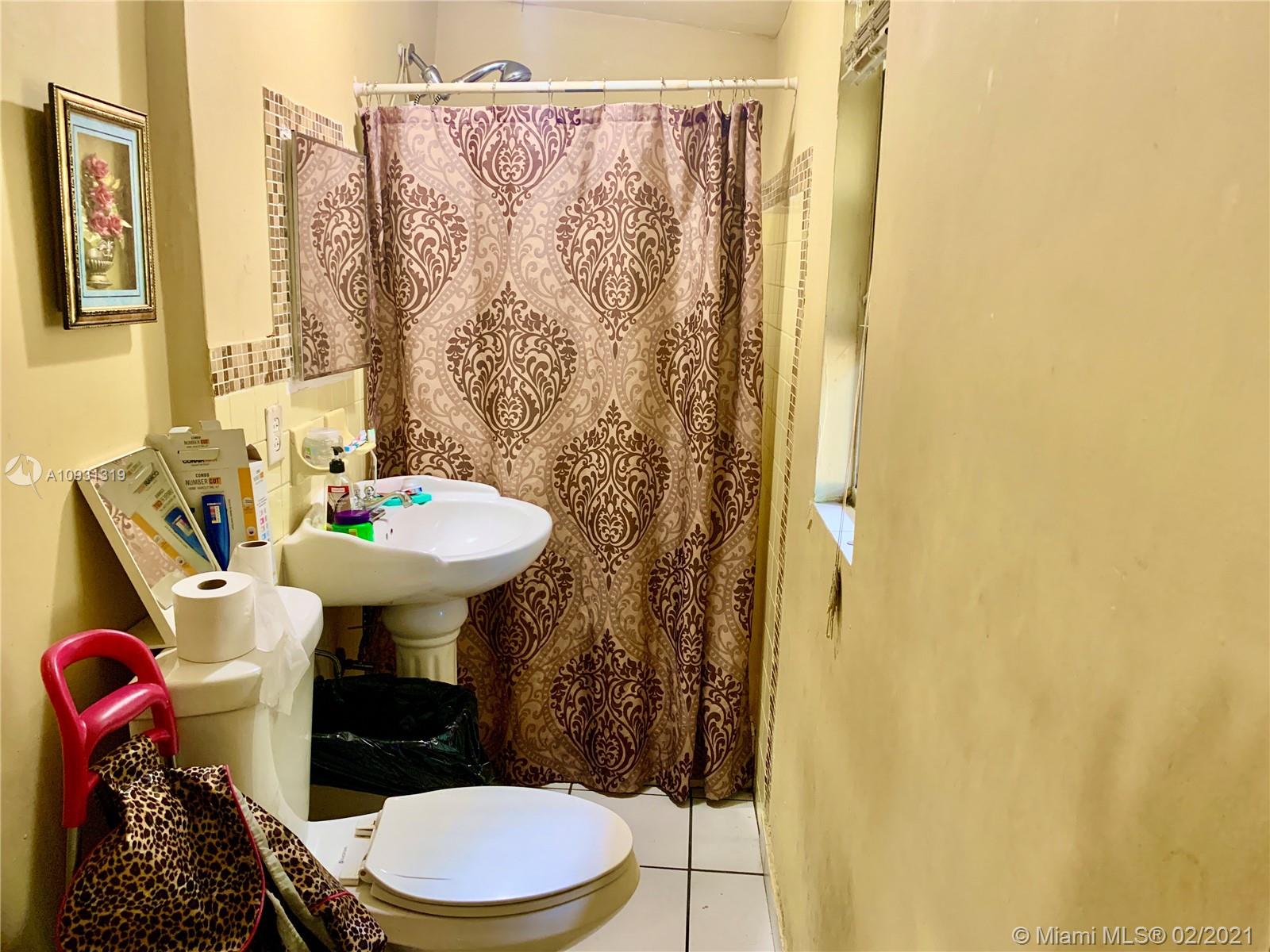 See details / 1894 sq. ft. $ 2020-12-27 0 Photo