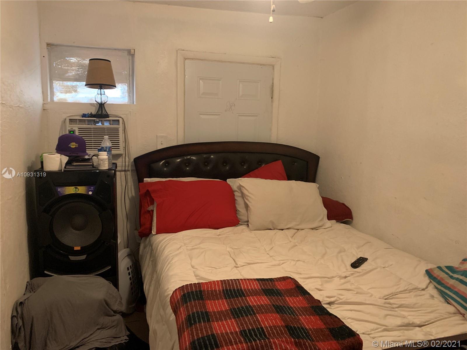 See details / 1894 sq. ft. $ 2020-12-27 0 Photo