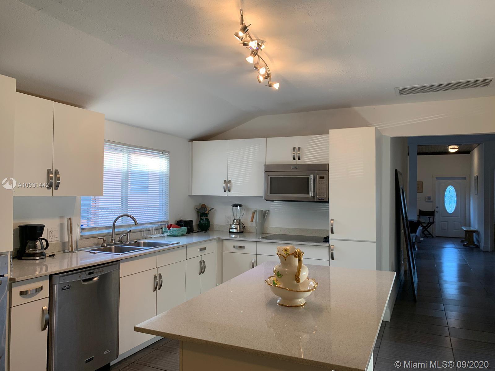 See details / 1620 sq. ft. $ 2020-09-22 0 Photo