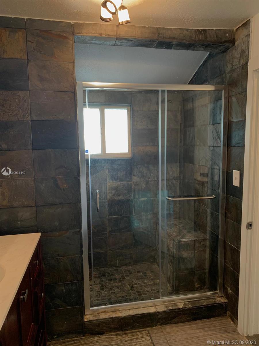 See details / 1620 sq. ft. $ 2020-09-22 0 Photo