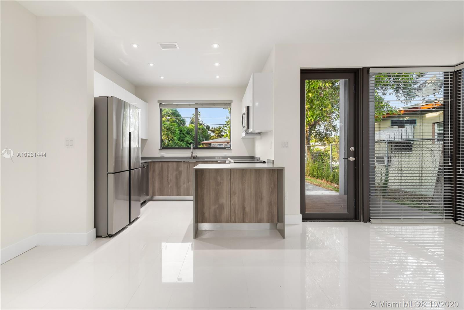 See details / 1886 sq. ft. $ 2021-02-16 0 Photo