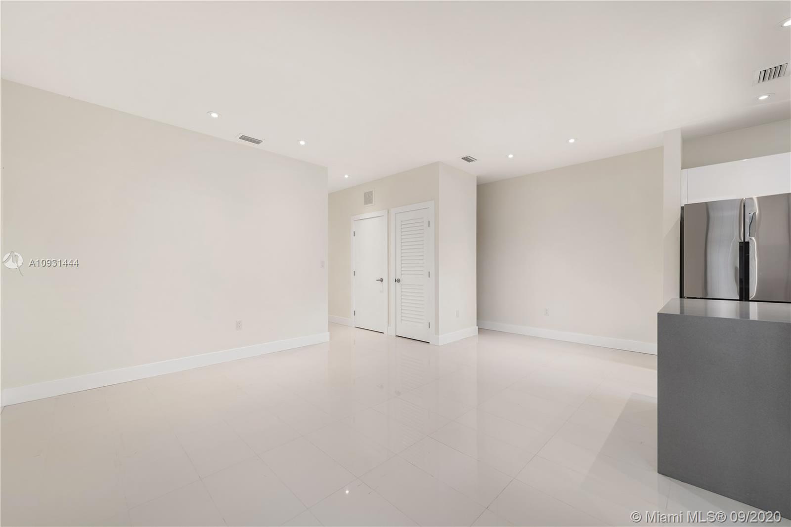 See details / 1886 sq. ft. $ 2021-02-16 0 Photo