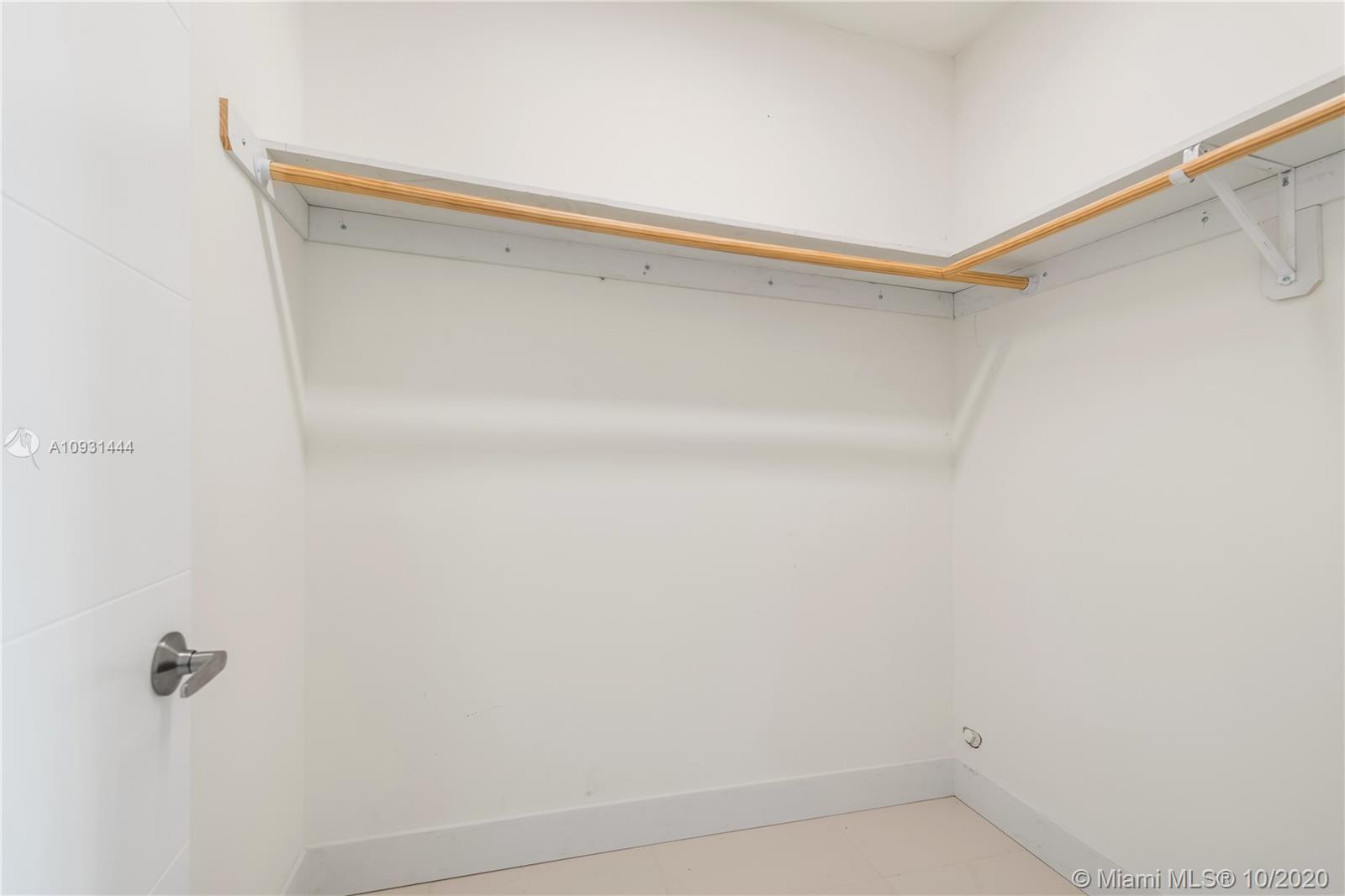 See details / 1886 sq. ft. $ 2021-02-16 0 Photo