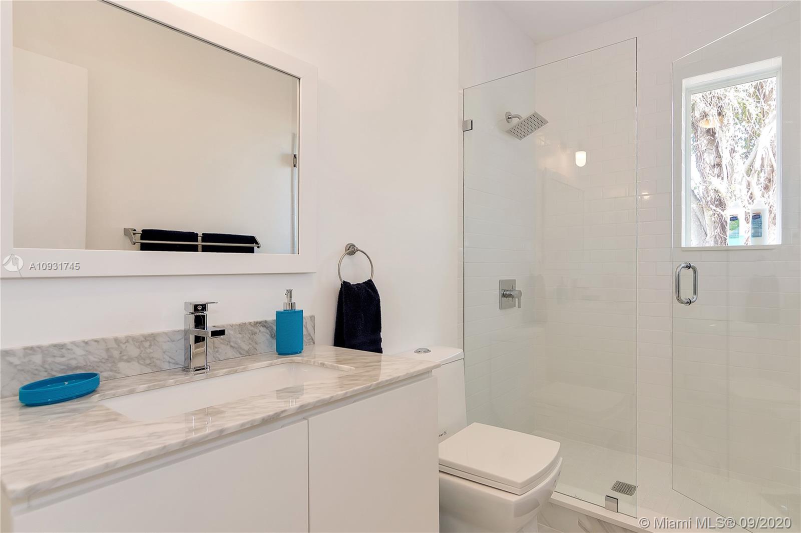 See details / 1411 sq. ft. $ 2020-09-23 0 Photo
