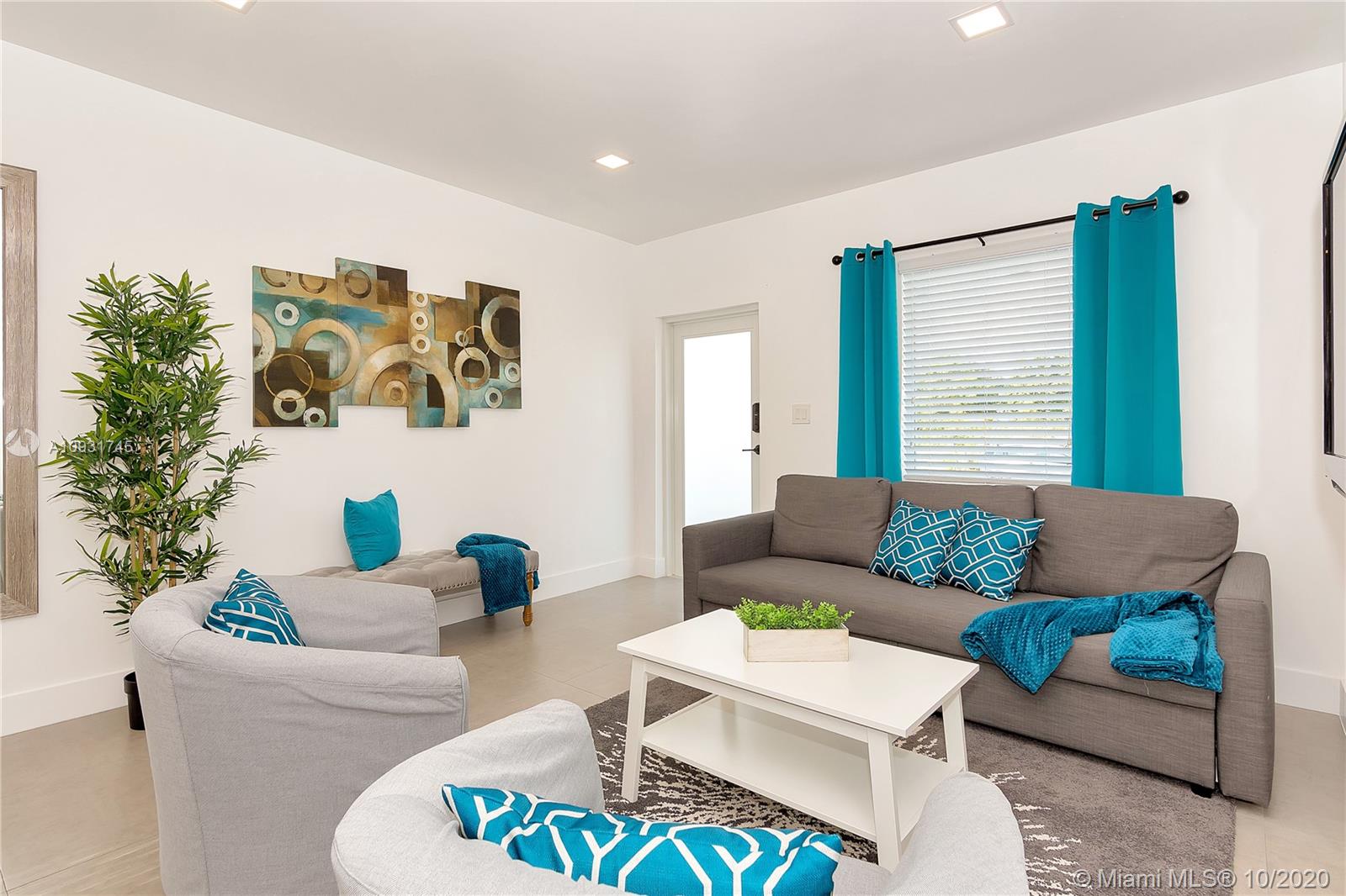 See details / 1411 sq. ft. $ 2020-09-23 0 Photo