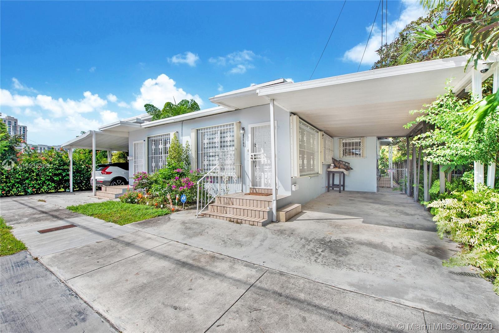 See details / 2676 sq. ft. $ 2020-09-24 0 Photo