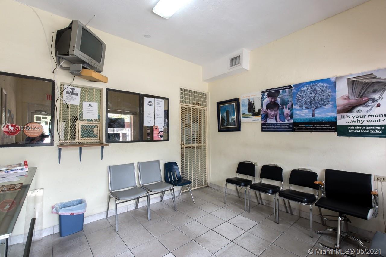 See details / sq. ft. $ 2021-05-28 0 Photo