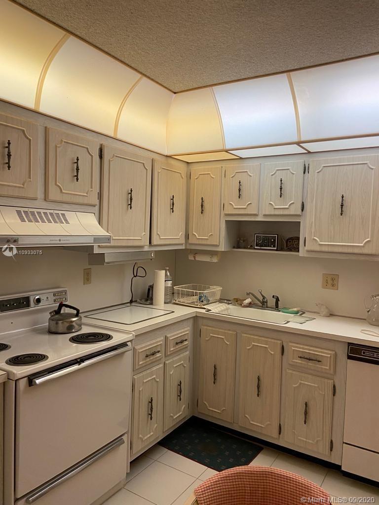 Photo of 1500 Ocean Dr #12F, Hollywood, Florida, 33019 -
