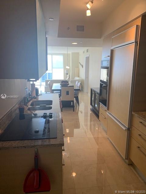 See details 2007 3 / 3 1571 sq. ft. $ 2020-09-27 0 Photo
