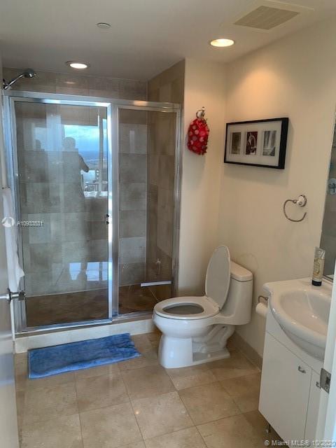See details 2007 3 / 3 1571 sq. ft. $ 2020-09-27 0 Photo