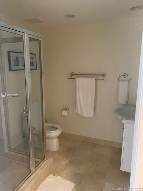 See details 2007 3 / 3 1571 sq. ft. $ 2020-09-27 0 Photo