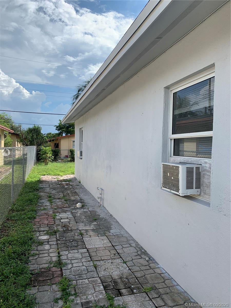 See details / sq. ft. $ 2020-09-27 0 Photo
