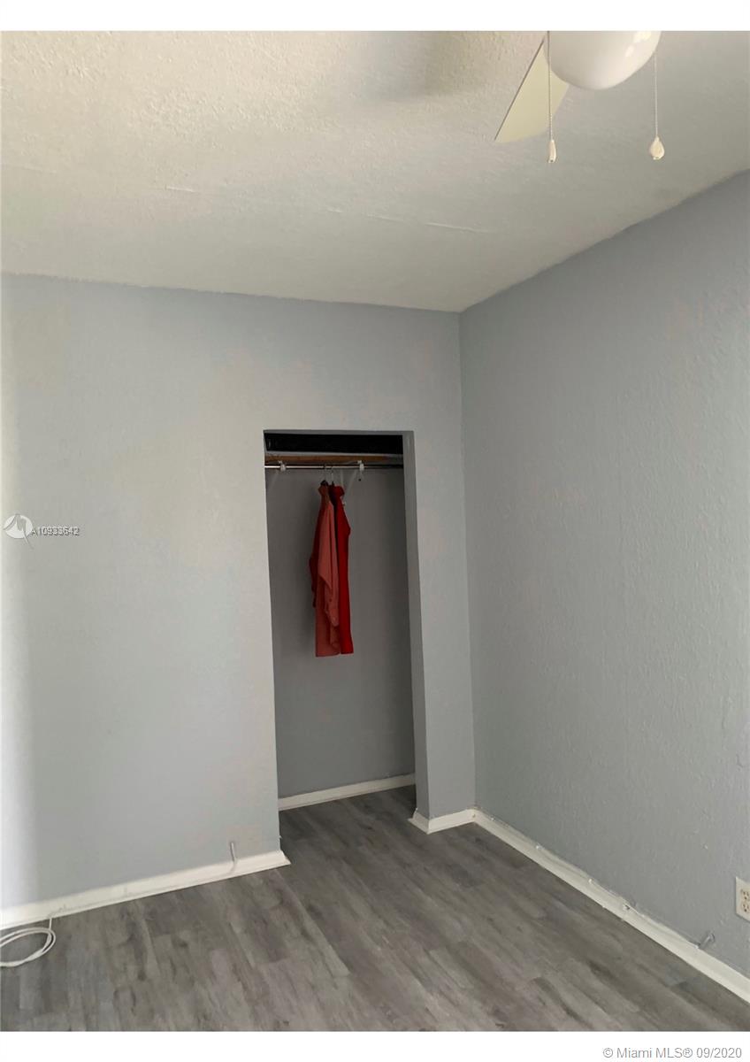 See details / sq. ft. $ 2020-09-27 0 Photo