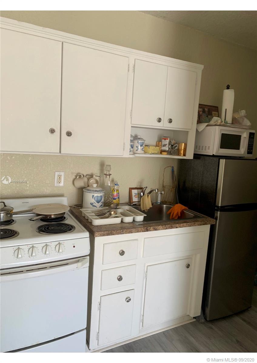 See details / sq. ft. $ 2020-09-27 0 Photo