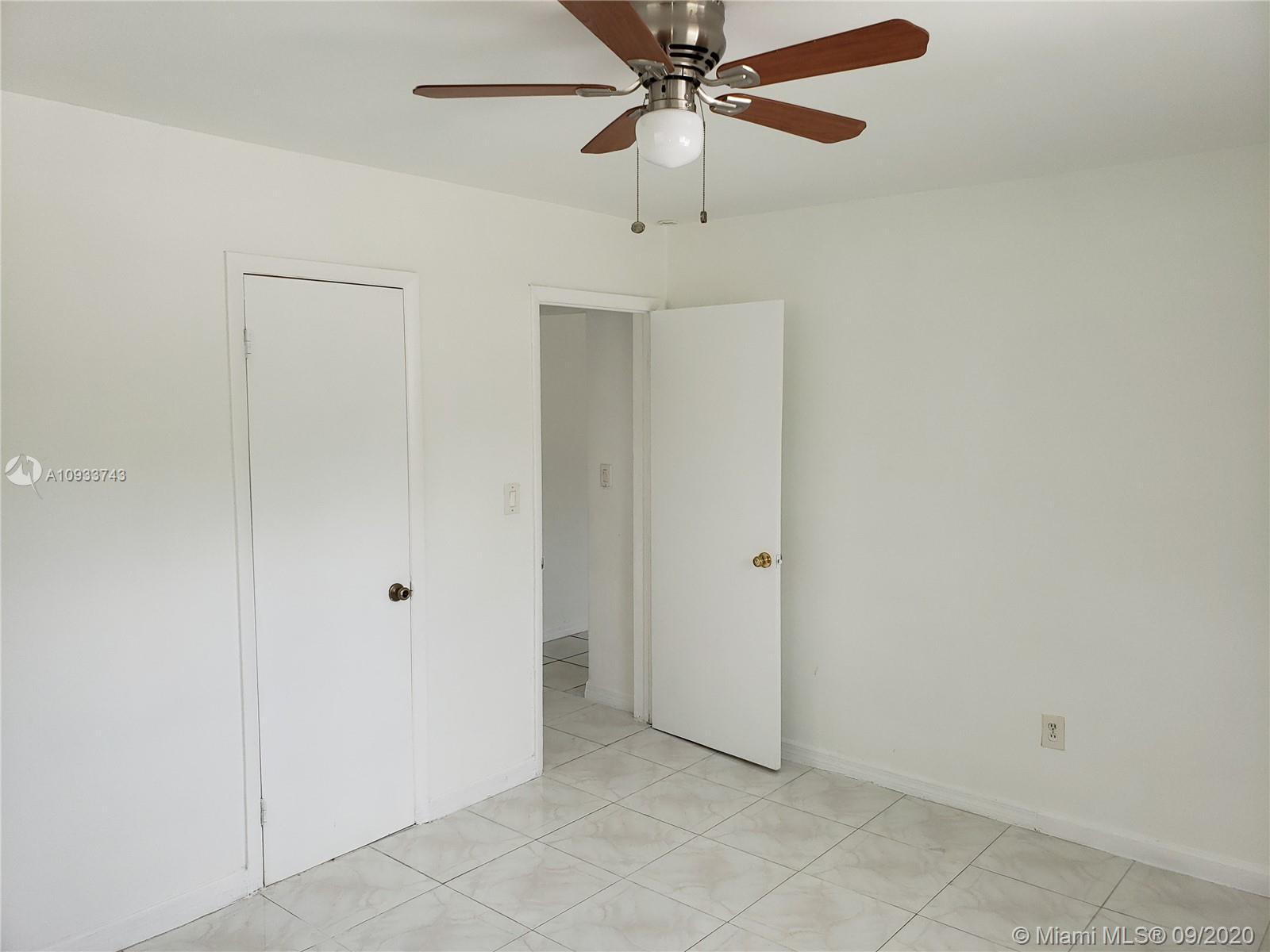 See details / 1800 sq. ft. $ 2020-09-28 0 Photo