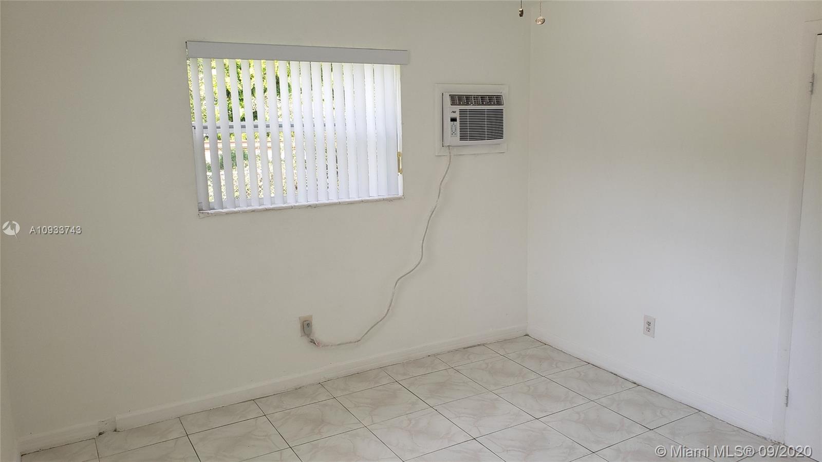 See details / 1800 sq. ft. $ 2020-09-28 0 Photo