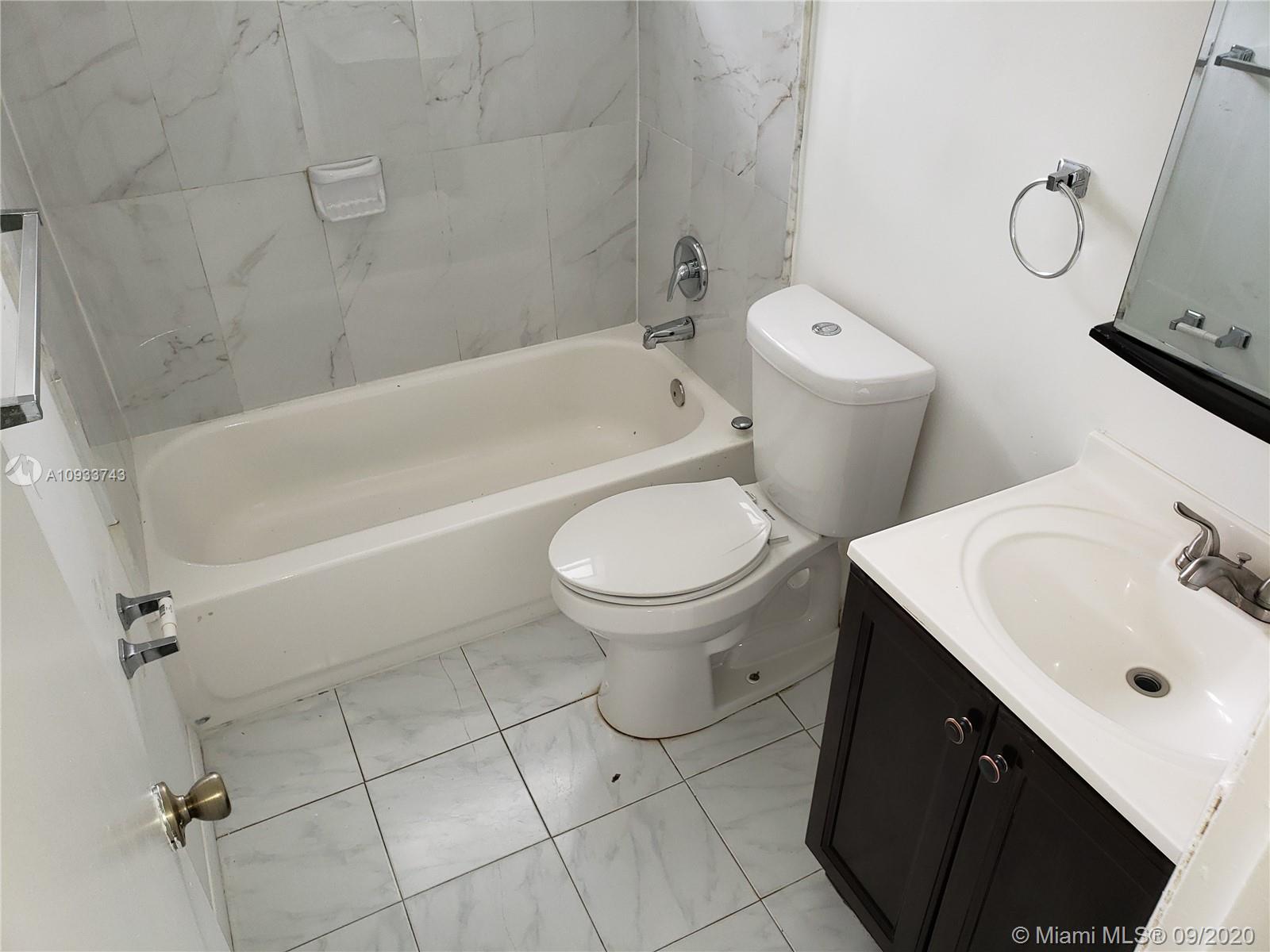 See details / 1800 sq. ft. $ 2020-09-28 0 Photo