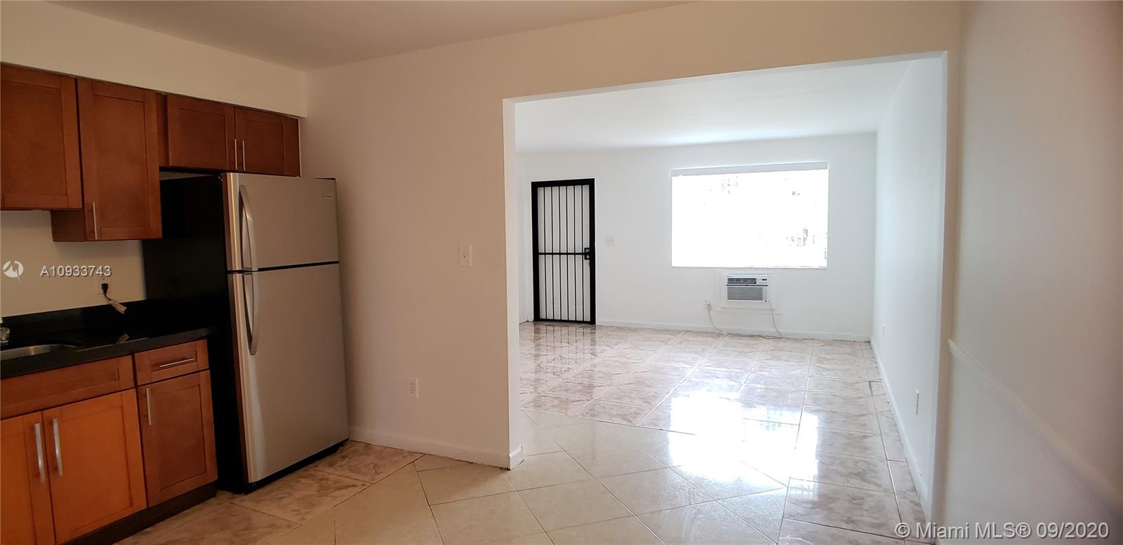 See details / 1800 sq. ft. $ 2020-09-28 0 Photo