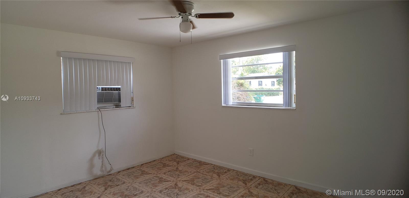 See details / 1800 sq. ft. $ 2020-09-28 0 Photo