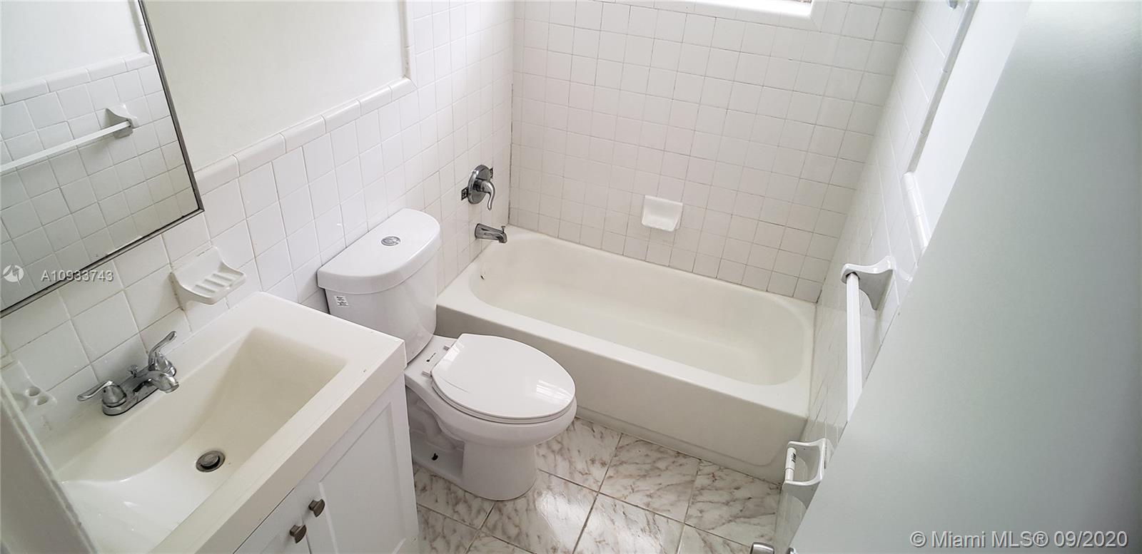 See details / 1800 sq. ft. $ 2020-09-28 0 Photo