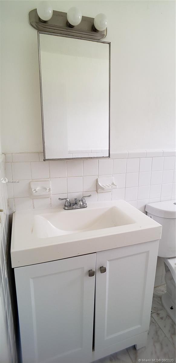 See details / 1800 sq. ft. $ 2020-09-28 0 Photo