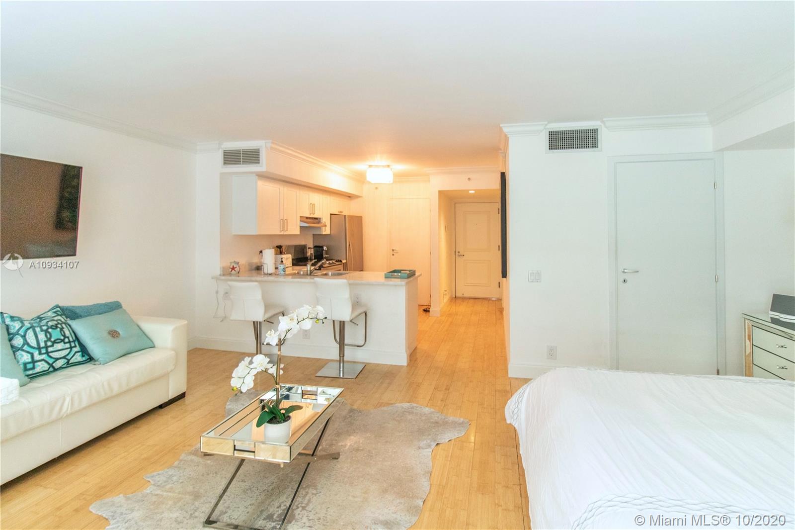 Photo of 9499 Collins Ave #505, Surfside, Florida, 33154 -