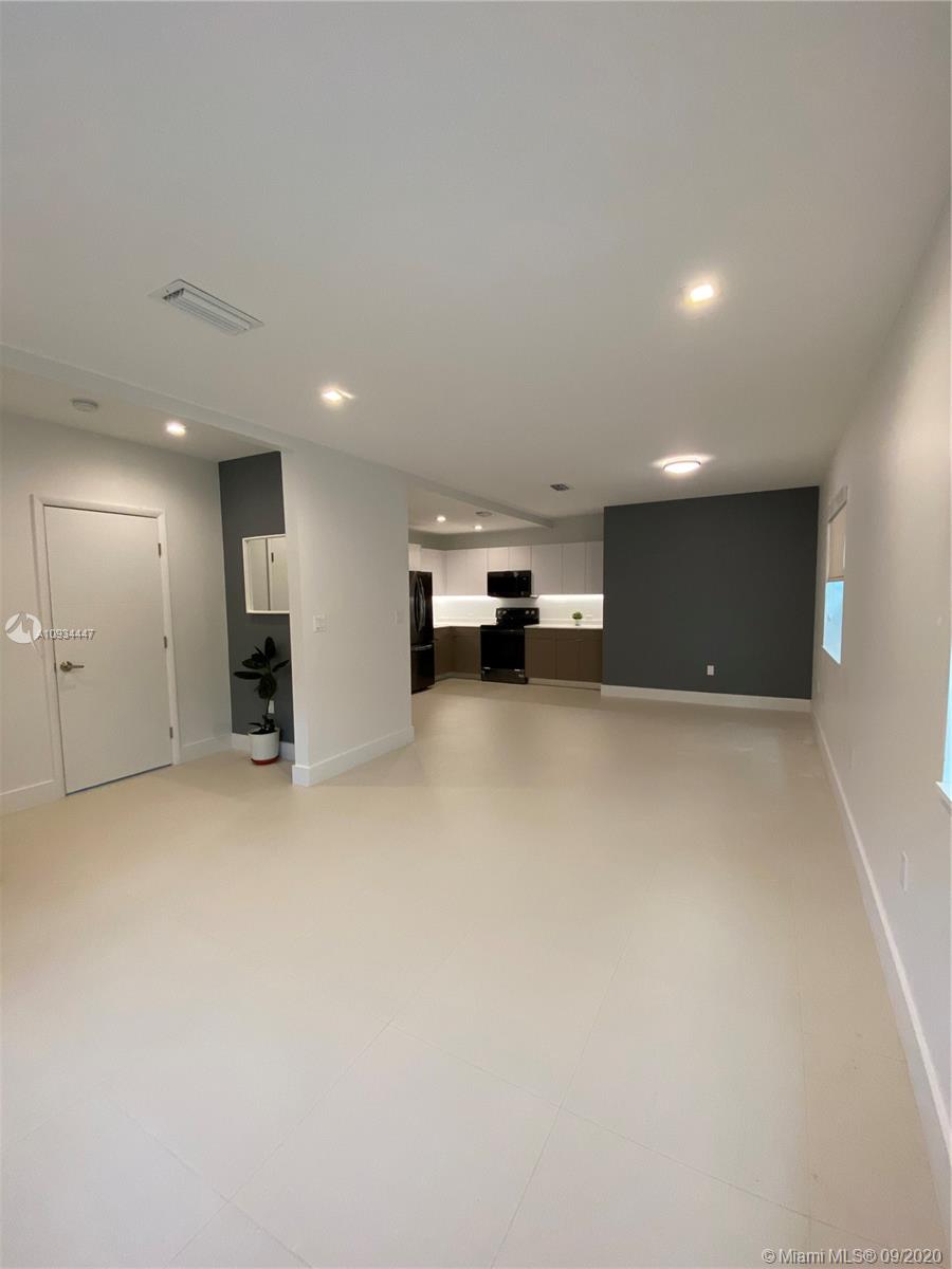 See details / 1780 sq. ft. $ 2021-02-01 0 Photo