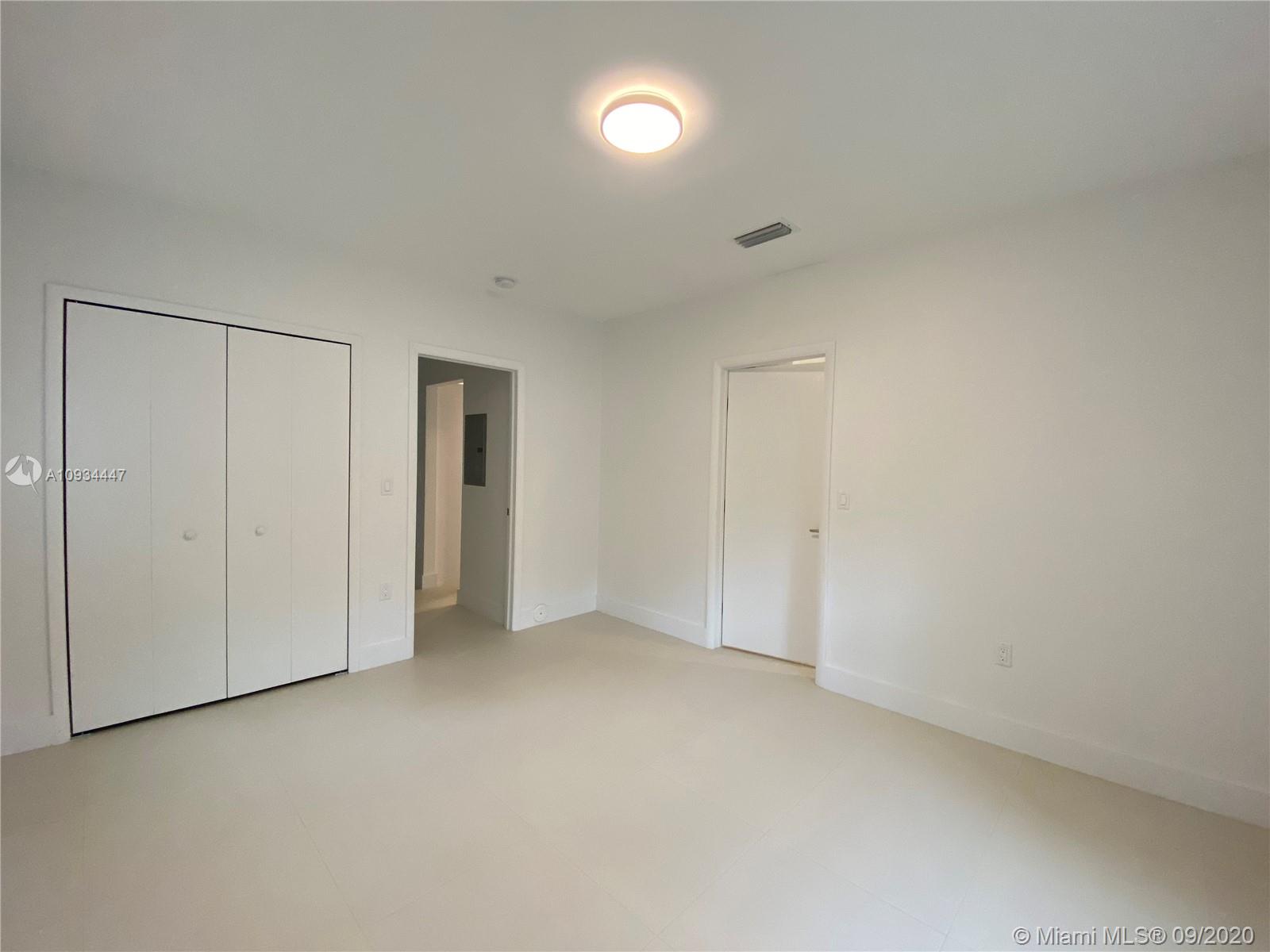 See details / 1780 sq. ft. $ 2021-02-01 0 Photo