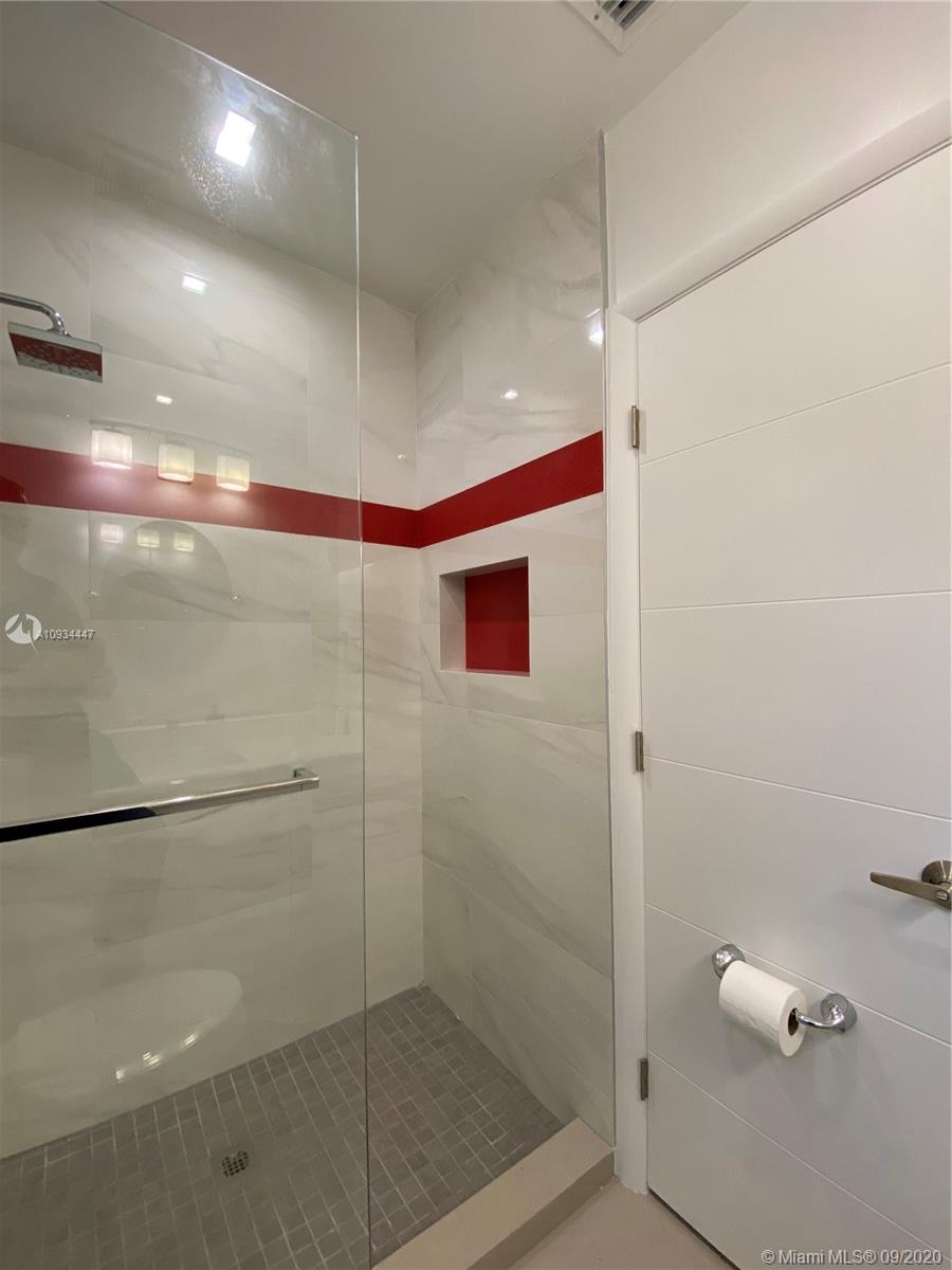 See details / 1780 sq. ft. $ 2021-02-01 0 Photo